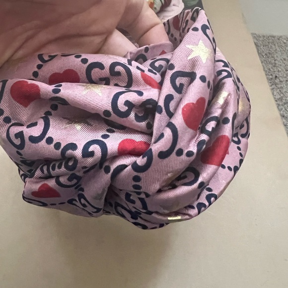 2 Gucci head wraps prints in slides after model photo. Worn but like new. - Picture 5 of 6